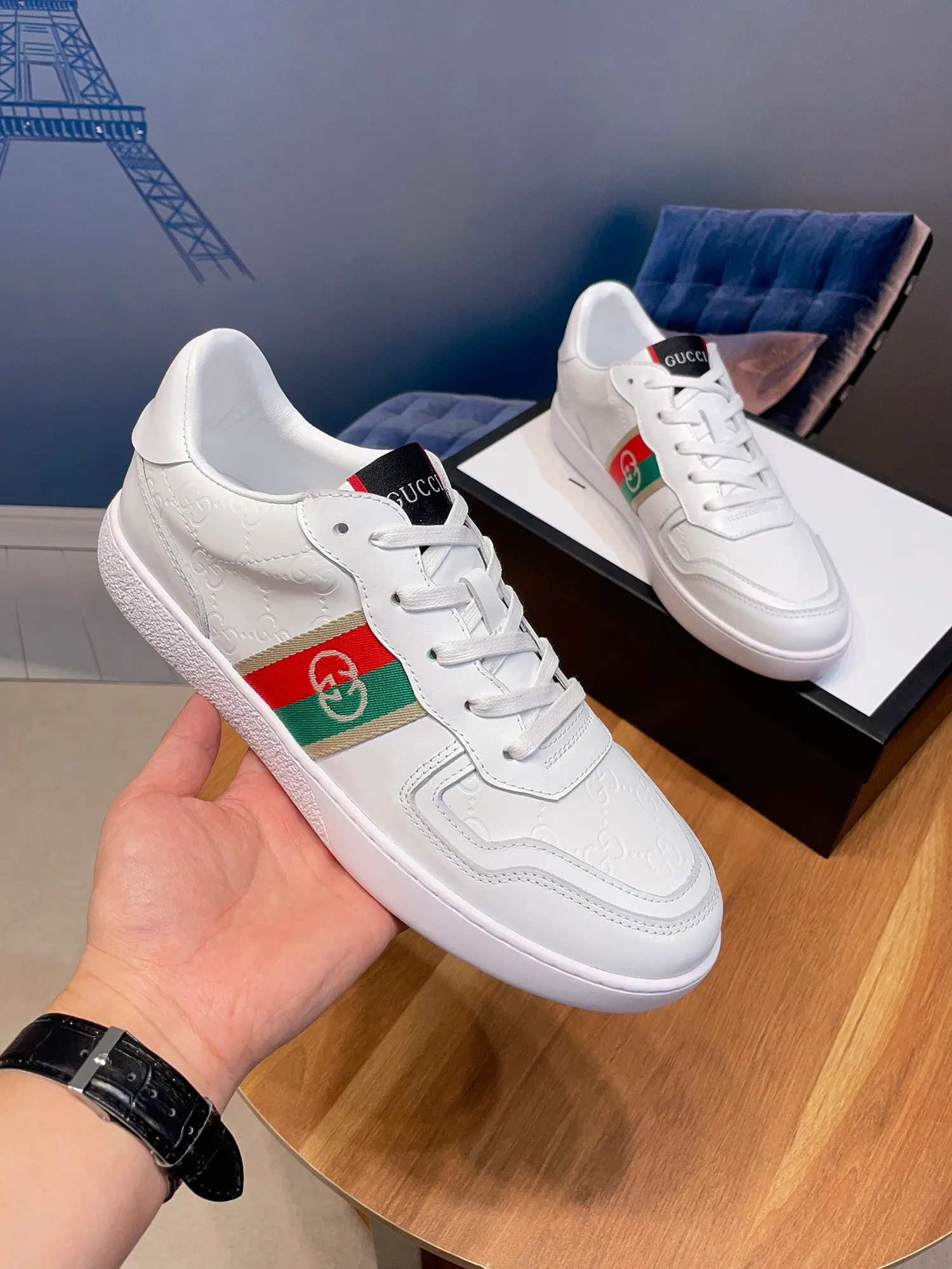 Factory price: 400💰New model is here again! [Gucci Sports Men's Shoes] Gucci fashionable casual men's shoes 🇨🇳Original 1:1 mold, new model debuts first💯Not high-profile but avant-garde, simple, low-key and fashionable, super versatile style🌿Made of original cowhide➕Sheepskin lining🎋The version is comfortable on the feet, first-class workmanship🍍Size 38-44